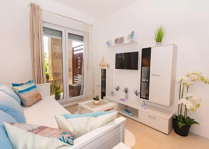 Apartment Jolara With Heated Pool *