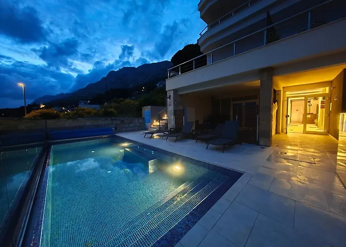 Apartment Jolara With Heated Pool
