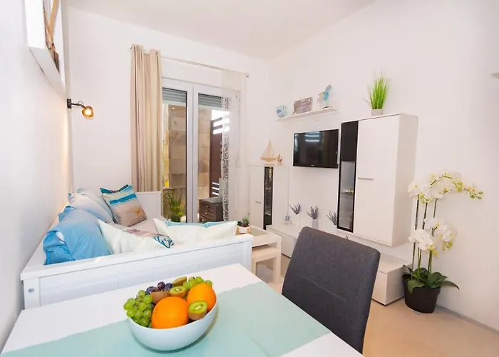 Apartment Jolara With Heated Pool Mimice